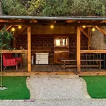 T.h.ny Village بيت ضيافة 3*