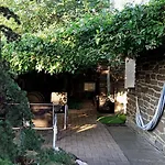 T.h.ny Village Vendégház 3*