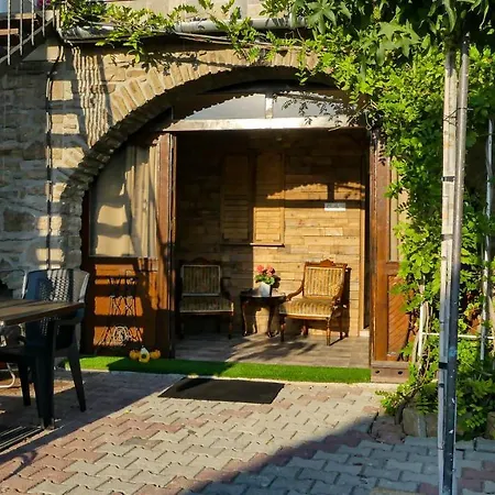 T.h.ny Village Vendégház Tihany