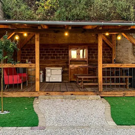 T.h.ny Village Guest house *