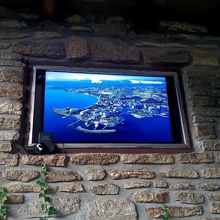 T.h.ny Village Πανσιόν 3*