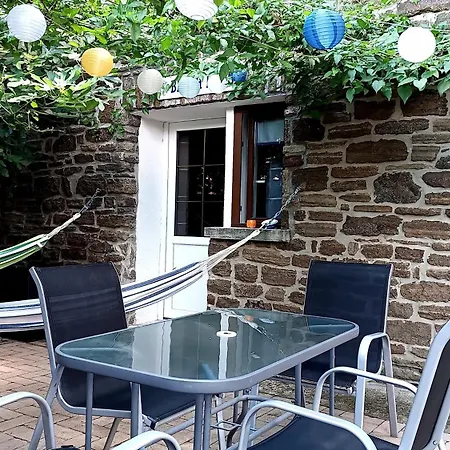 Pensionat T.h.ny Village 3*
