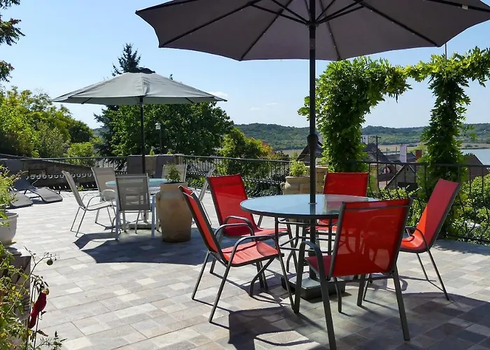 T.h.ny Village Gasthof 3*