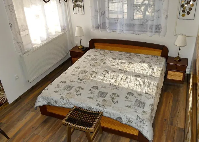 Gasthof T.h.ny Village Tihany