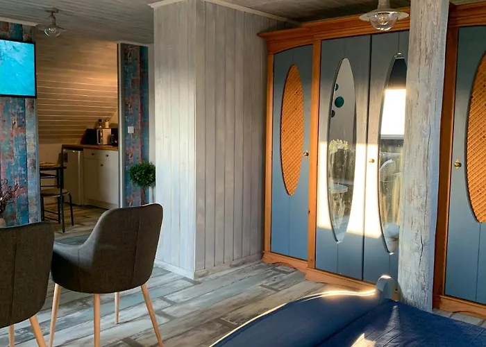 T.h.ny Village 3* Тихань