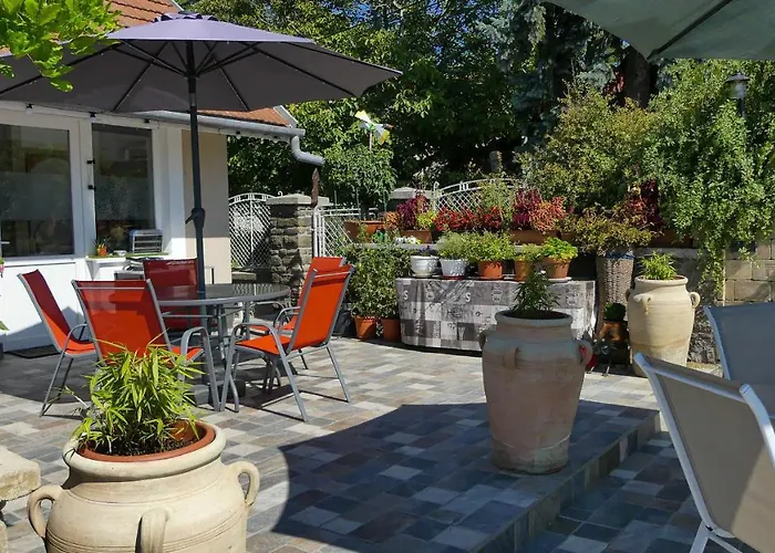 T.h.ny Village 3* Тихань