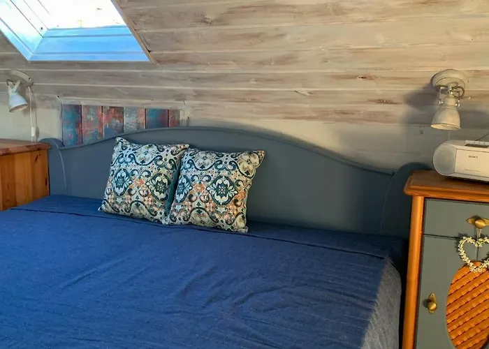 T.h.ny Village Гостевой дом Тихань