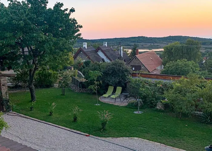 T.h.ny Village Gasthof