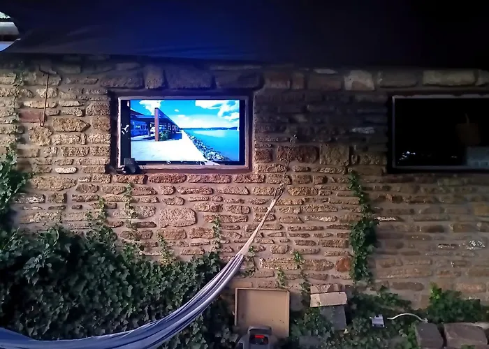 T.h.ny Village 3* Тихань