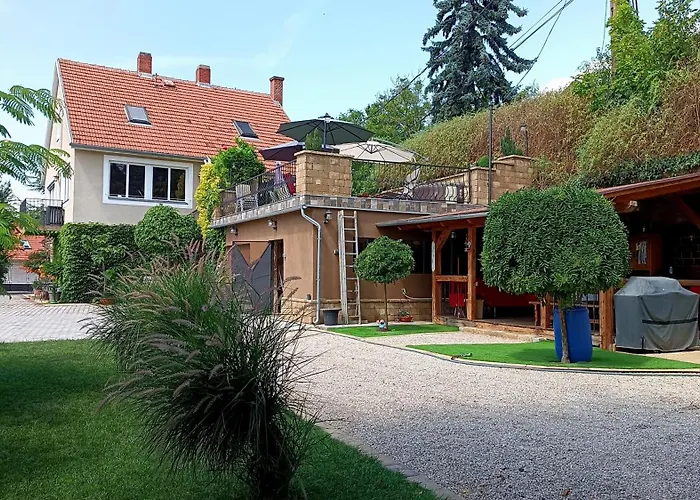 T.h.ny Village Gæstehus 3*