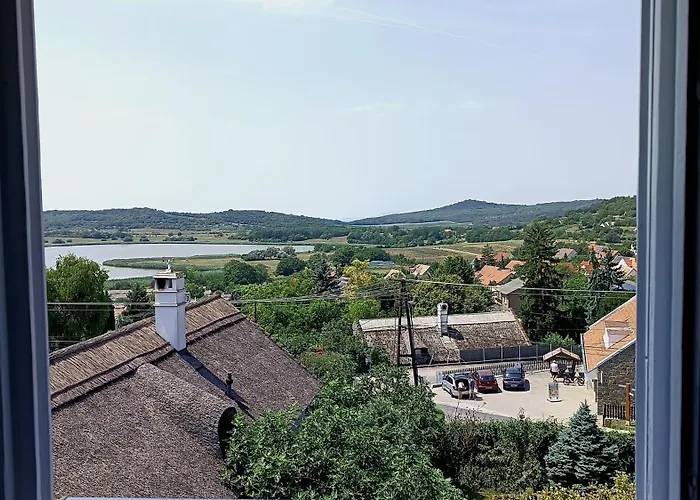 Гостевой дом T.h.ny Village