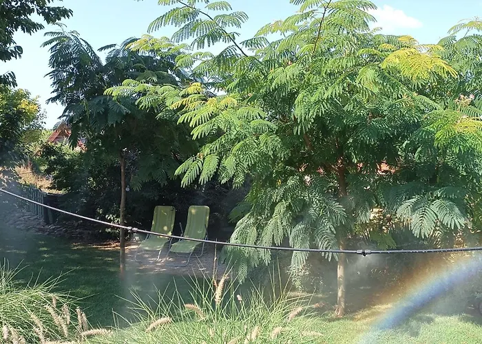 T.h.ny Village 3* Тихань