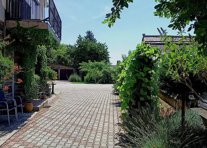T.h.ny Village 3* Tihany